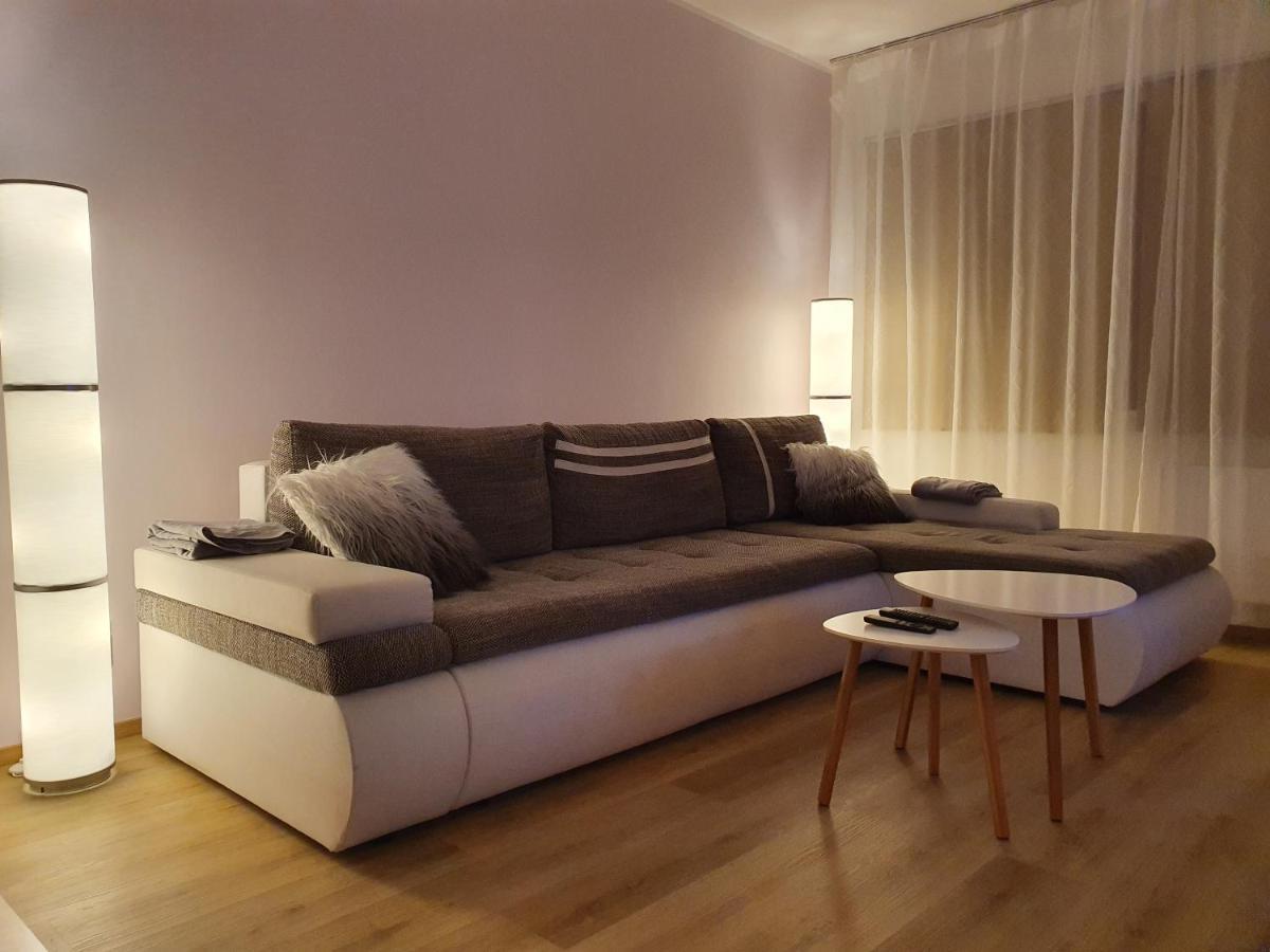 Over The River Apartment Tartu Esterno foto
