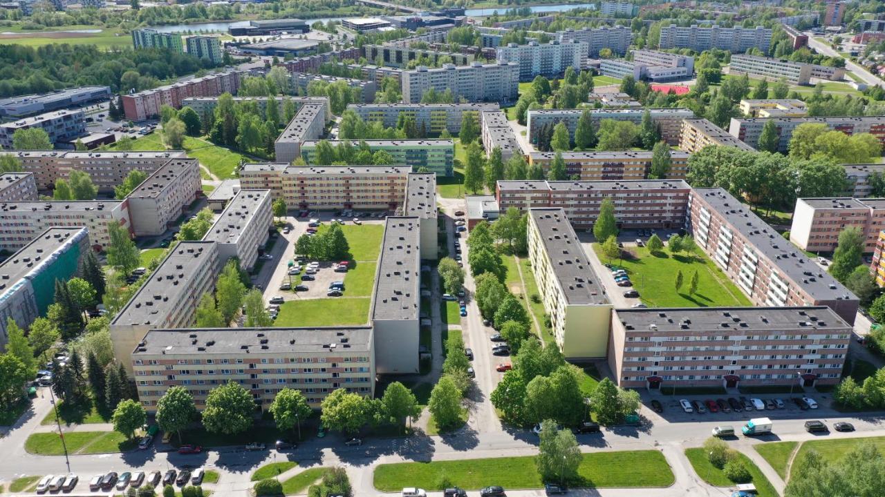 Over The River Apartment Tartu Esterno foto