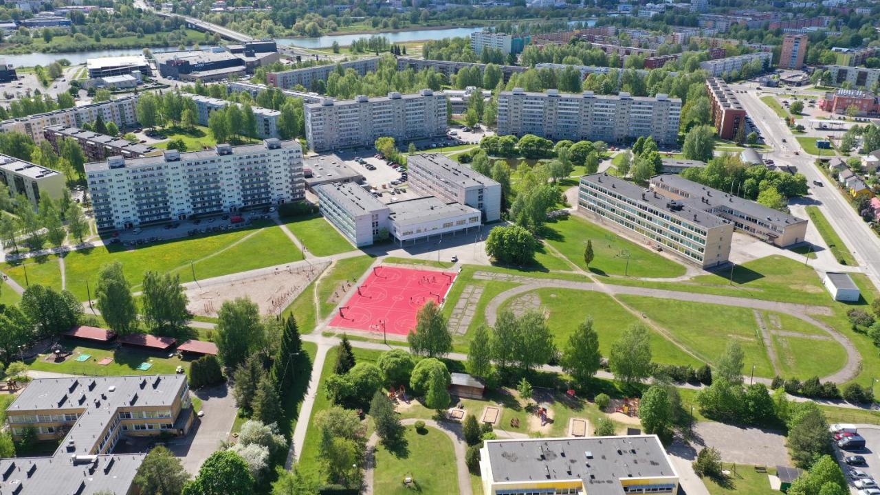 Over The River Apartment Tartu Esterno foto