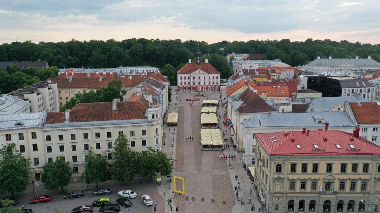 Over The River Apartment Tartu Esterno foto