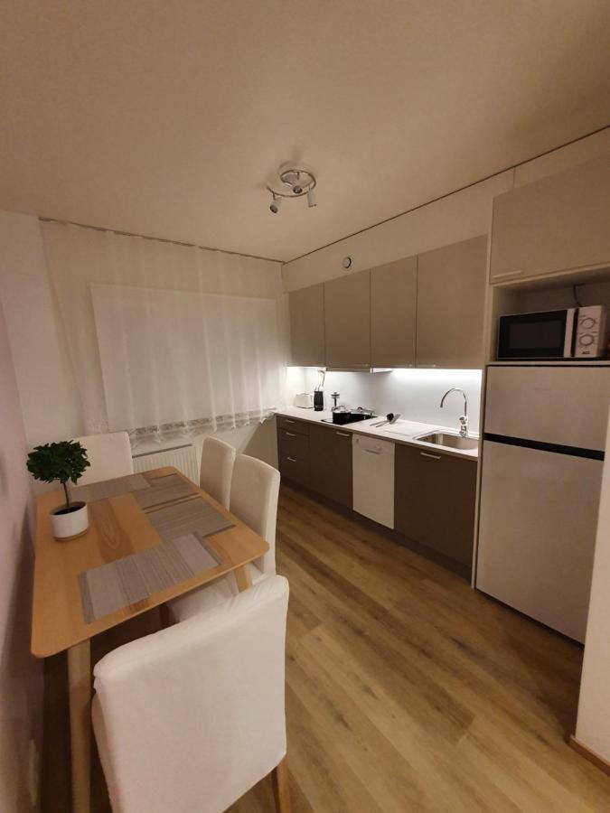 Over The River Apartment Tartu Esterno foto